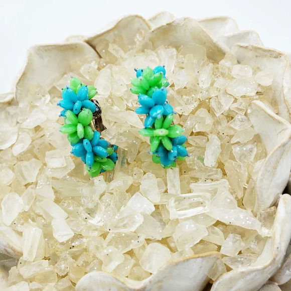 Vintage Hoop Earrings | Blue Green Mod | Clip-On - Picture 4 of 4